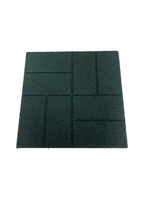 Bon prix Dalles de sol en caoutchouc pour aire de jeux, extérieur, légères, 15mm - 50mm, 1,0g/cm3 en ligne