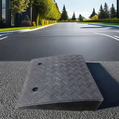 Good price Rolled Rubber Ramp Edge / Rubber Kerb Ramp Rubber / Driveway Curb Ramp online